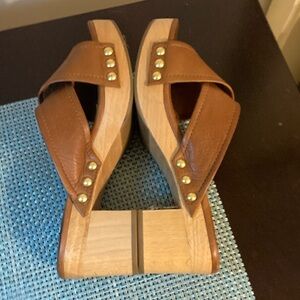 Frye cris cross open sandles